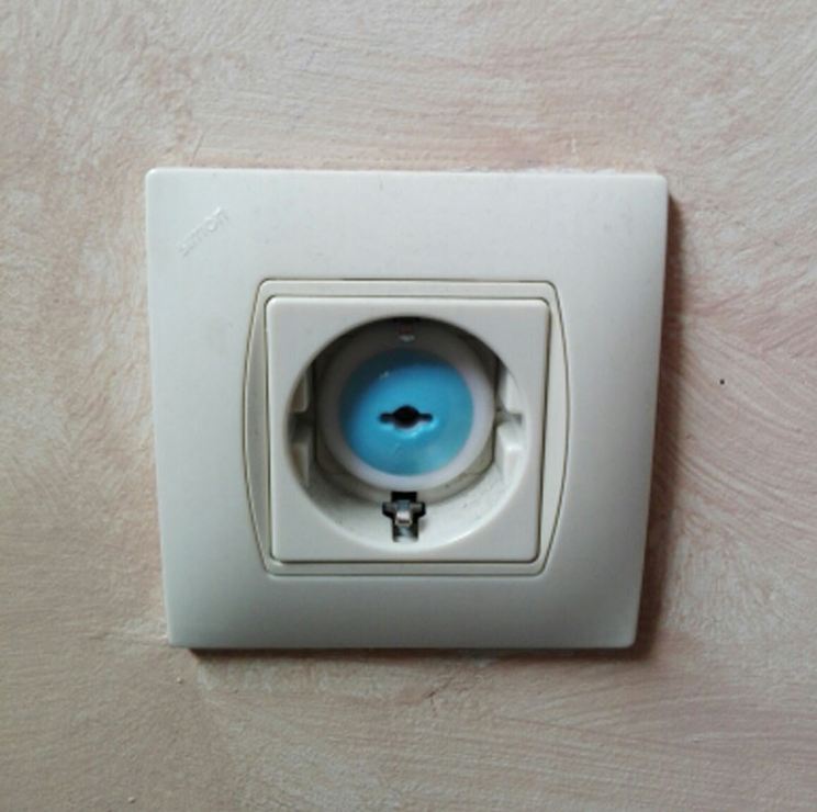 Socket Cover Outlet Plug Safe Lock Cover for Baby
