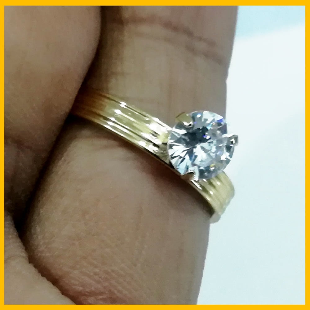 Amazing Golden Daimond Ring