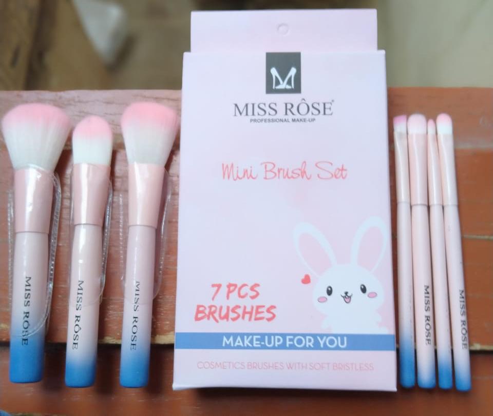 Miss Rose Mini Brush set